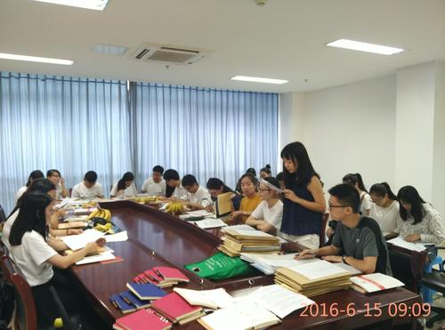色花堂
学生第三党支部“两学一做”学习图片